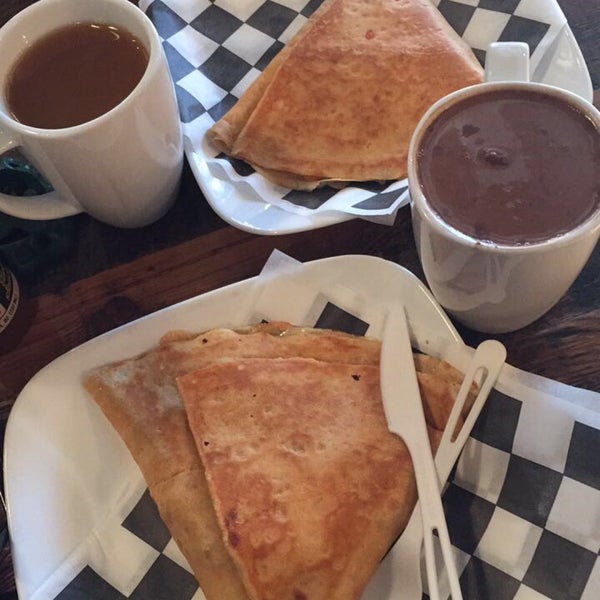 Both the savory and sweet crêpes are really good!