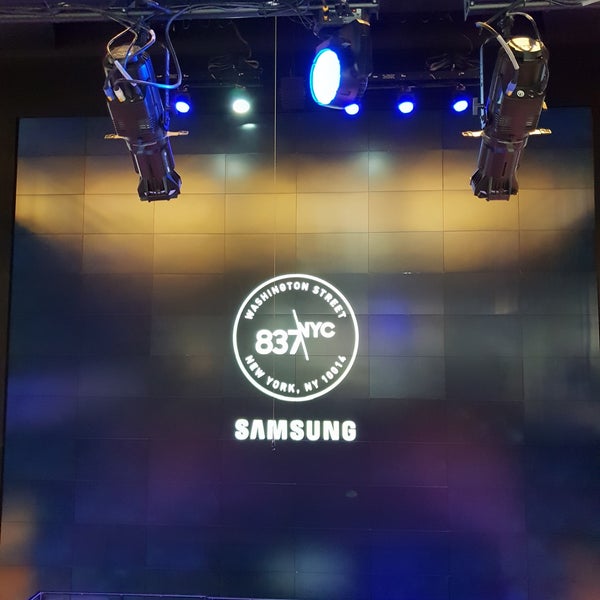 Foto tirada no(a) Samsung 837 por Som M. em 8/12/2018