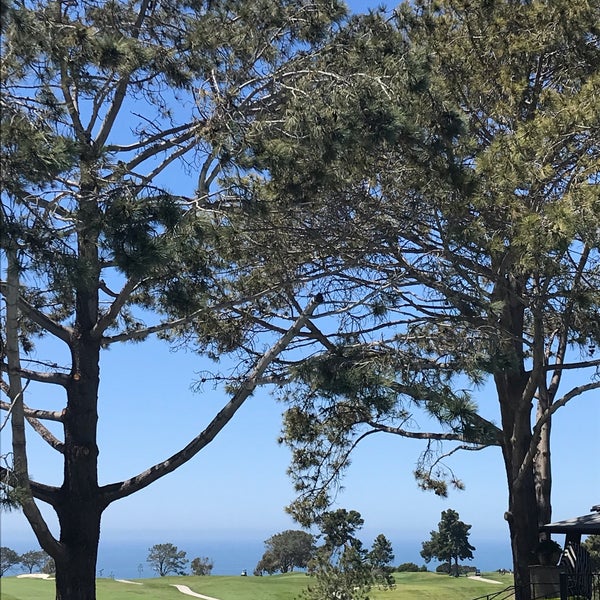 Photo taken at The Lodge at Torrey Pines by Lydia B. on 4/13/2019