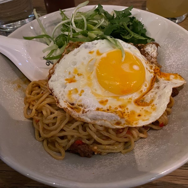 Photo taken at Momofuku Noodle Bar by Glen Y. on 10/20/2019