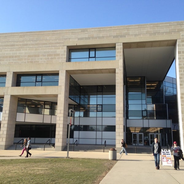 Parks Library College Library in Iowa State University