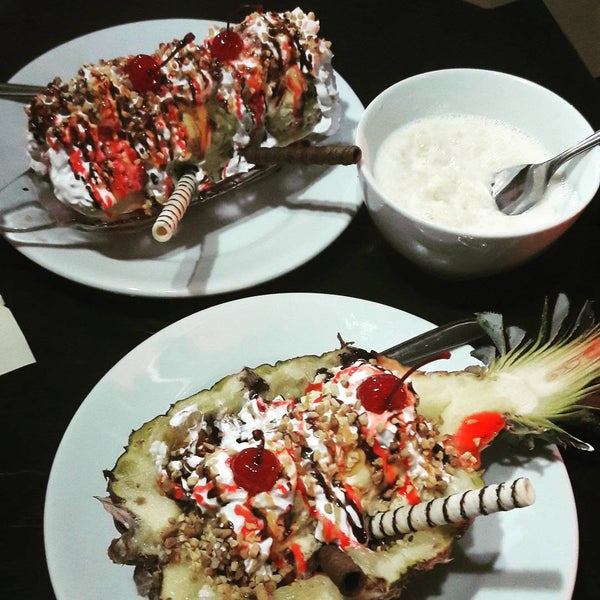 Banana Split tradicional ou Abacaxi Tropical? "Porque desejo é desejo 😍 #luizotavio #minhagravidalinda ❤" Foto da cliente Karol Martines [instagram.com/kaamartines]