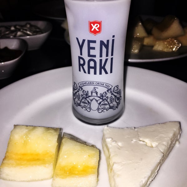 Das Foto wurde bei Özcan Restaurantlar von Onur B. am 7/27/2016 aufgenommen