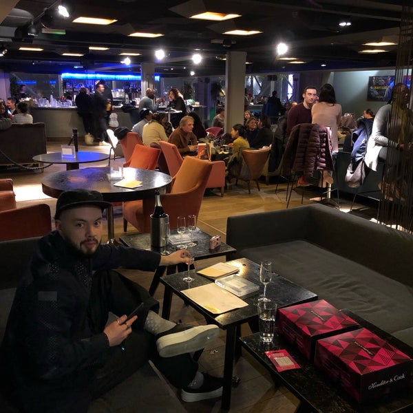 Foto tirada no(a) BFI Bar &amp; Kitchen por sziszak em 2/9/2019