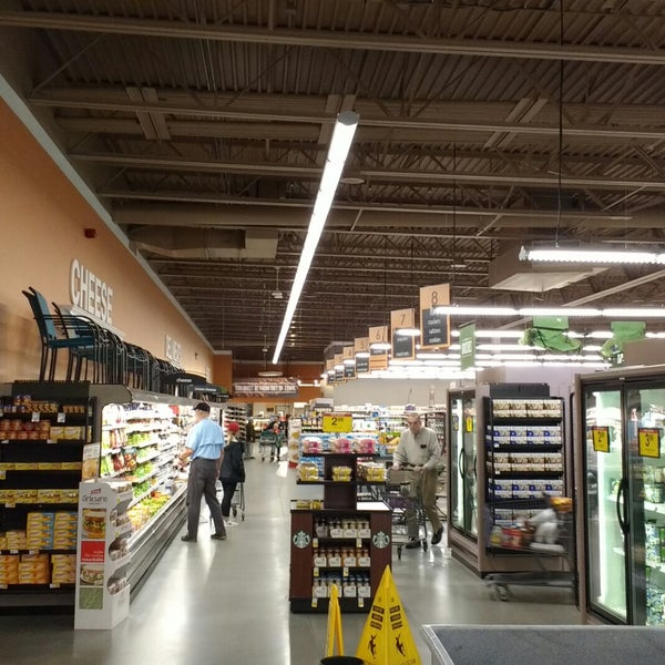 Pick 'n Save 36903 E Wisconsin Ave