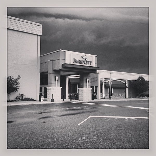 Park City Center Shopping Mall in Lancaster
