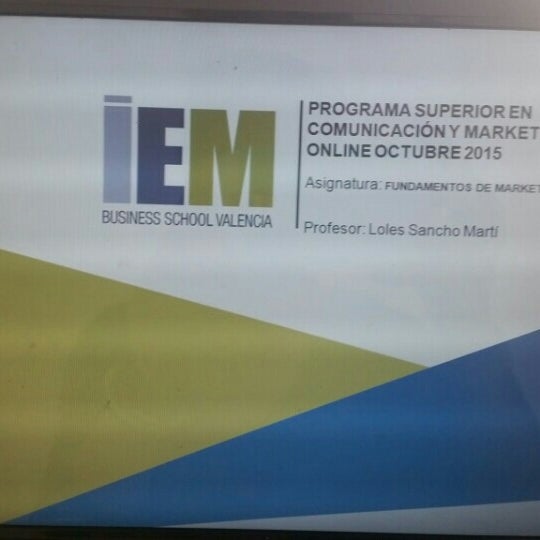 Foto tirada no(a) IEM Business School por Loles S. em 10/15/2015