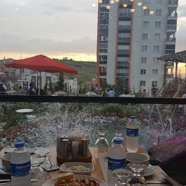 6/2/2019にKÜRŞAD D.がBahçeli Cafe &amp; Restaurantで撮った写真
