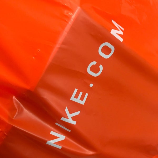 nike factory outlet harbour town