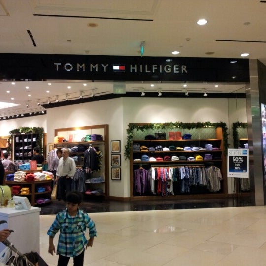 Tommy Hilfiger - Downtown Core 
