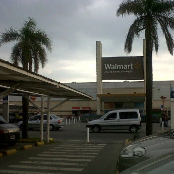 9/30/2012 tarihinde Nadia P.ziyaretçi tarafından Parque Avellaneda Shopping'de çekilen fotoğraf
