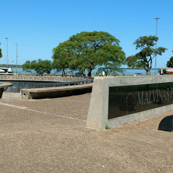 Monumento a los Caídos en Malvinas Monumento en Rosario