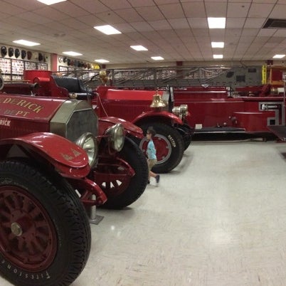 Foto scattata a Oklahoma Firefighters Museum da charles il 7/15/2014