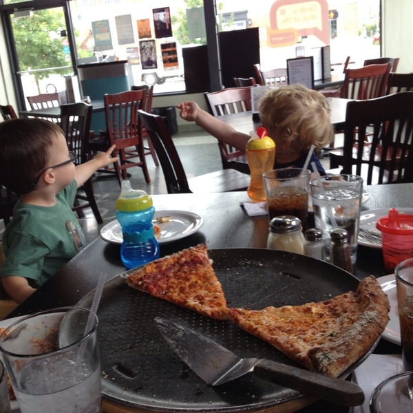 Photo taken at Joey&#39;s Pizzeria by charles on 6/8/2013