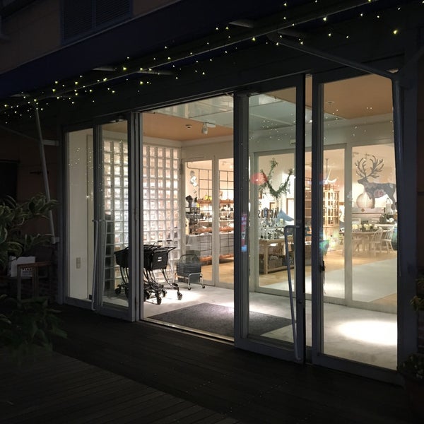 Photos At アクタス 六甲店 Furniture Home Store In Kobe Photos At アクタス 六甲店 Furniture Home Store In Kobe