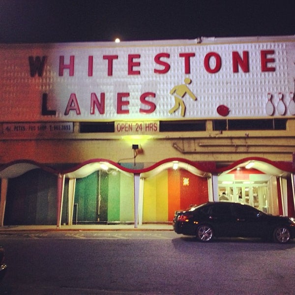 Photo taken at Whitestone Lanes Bowling Centers by Michael S. on 4/28/2013