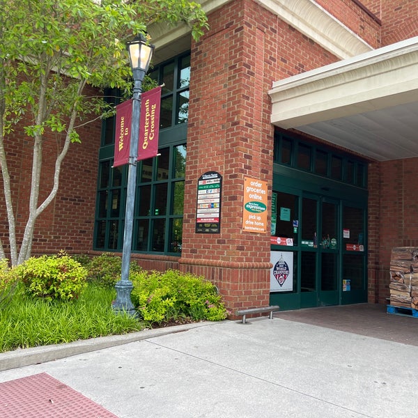 Harris Teeter Supermarket in Williamsburg