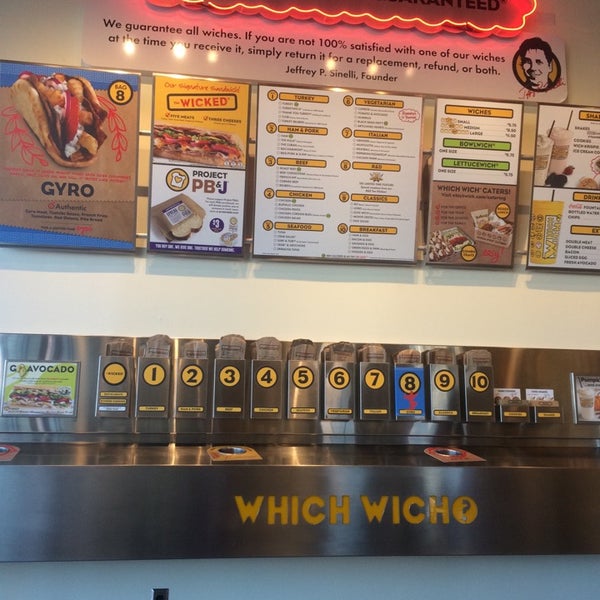 Photo taken at Which Wich - Williamsburg by Lulú D. on 11/30/2014