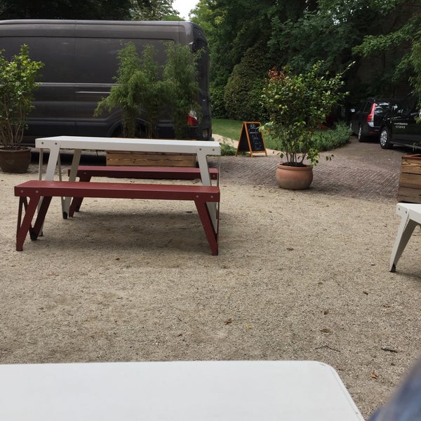 7/3/2017 tarihinde Marten D.ziyaretçi tarafından Alix - Table &amp; Jardin d&#39;Amis'de çekilen fotoğraf