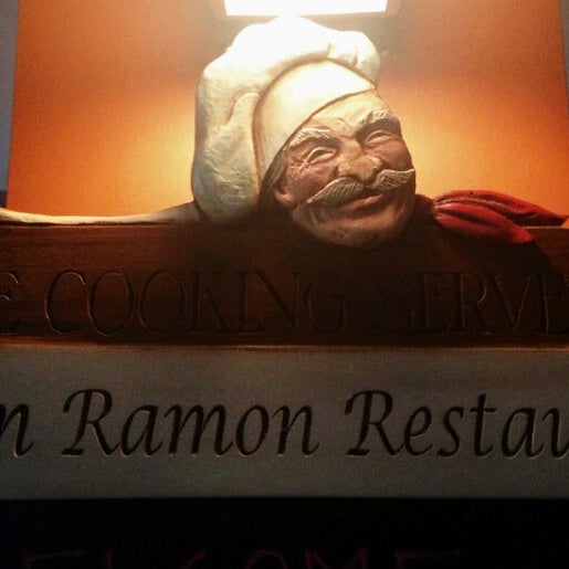 Das Foto wurde bei Don Ramon Cuban Restaurant von Anthony R. am 3/1/2013 aufgenommen