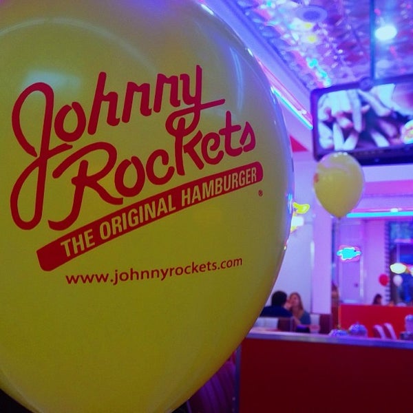 11/23/2013にПаша Д.がJohnny Rocketsで撮った写真