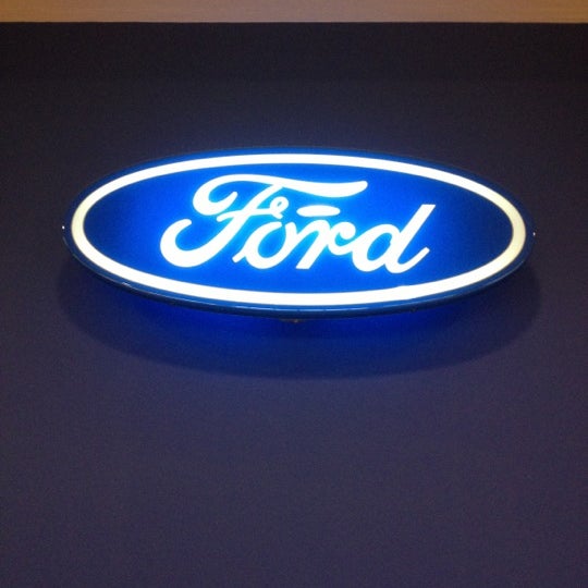 Foto scattata a Автосалон Ford da Natalya S. il 10/13/2012