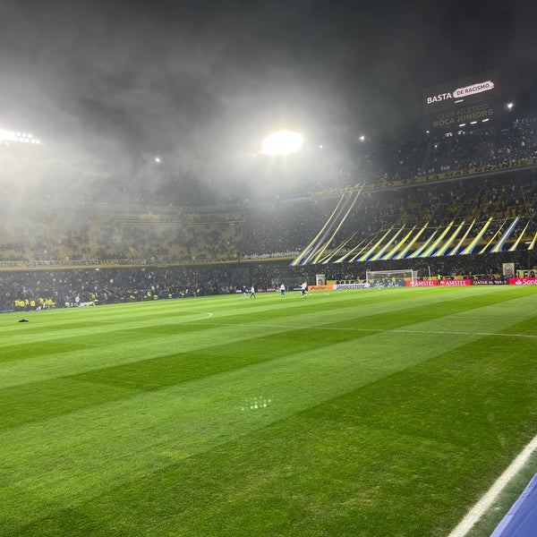 Photo taken at Estadio Alberto J. Armando &quot;La Bombonera&quot; (Club Atlético Boca Juniors) by Mariano L. on 7/5/2022