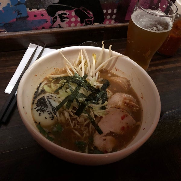 8/15/2018 tarihinde Mariano L.ziyaretçi tarafından Fukuro Noodle Bar'de çekilen fotoğraf