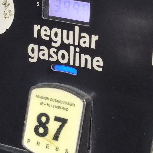 Costco Gasoline Fuel Station in Lakewood