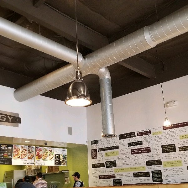 Photo taken at Pieology Pizzeria by Ron T. on 12/22/2019