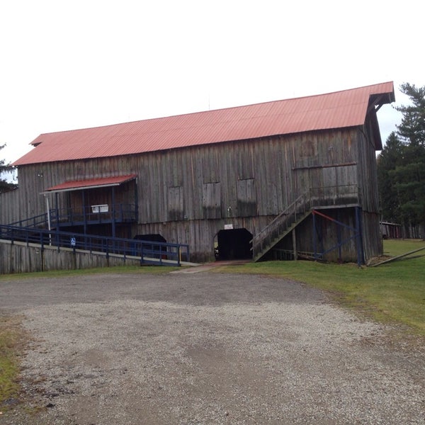 Brooke Hills Park Park in Wellsburg