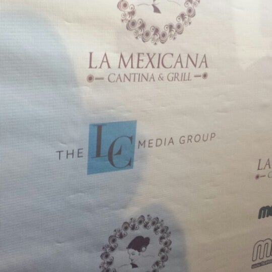 รูปภาพถ่ายที่ La Mexicana Cantina &amp; Grill โดย PRntheCity เมื่อ 12/6/2013