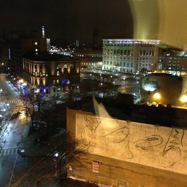 3/19/2013 tarihinde John M.ziyaretçi tarafından Hilton Garden Inn Detroit Downtown'de çekilen fotoğraf