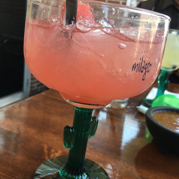 5/5/2016 tarihinde Jerry T.ziyaretçi tarafından Casa Bonita Mexican Restaurant &amp; Tequila Bar'de çekilen fotoğraf