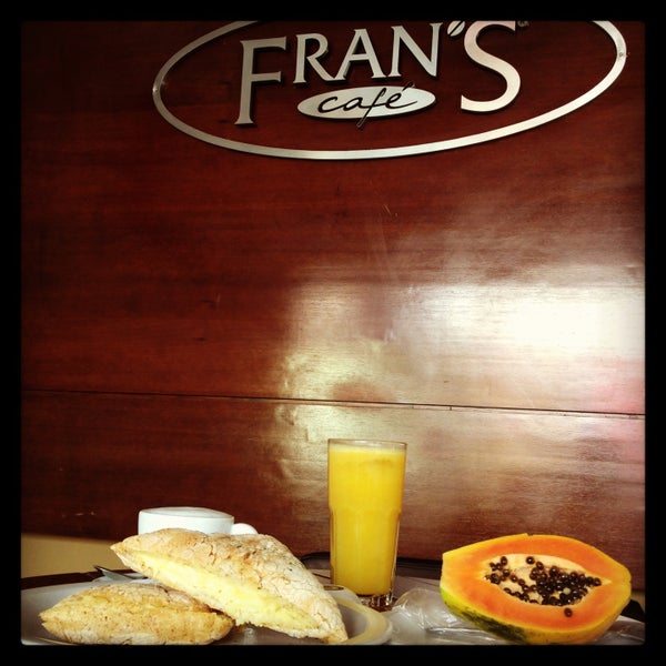 Снимок сделан в Fran&#39;s Café пользователем Gui B. 5/3/2013