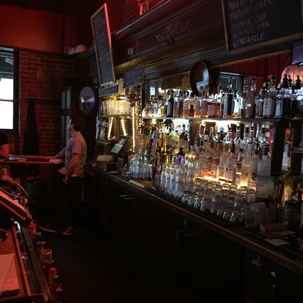 Photo taken at Grumpy&#39;s American Pub by Max B. on 3/27/2015