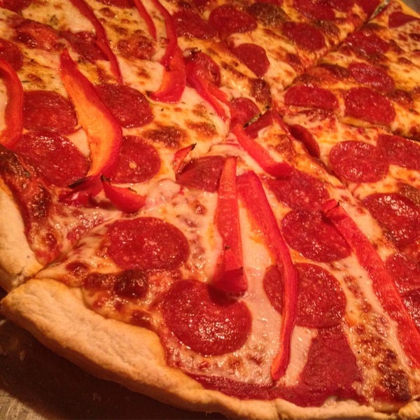 Eyes pizza. Eyes pizza. Пицца на хэллоуин. Пицца монстрик. Eyes pizza.