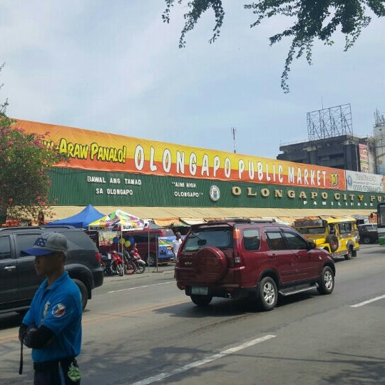Photo taken at Olongapo City Old Public Market by Liberty U. on 5/19/2016