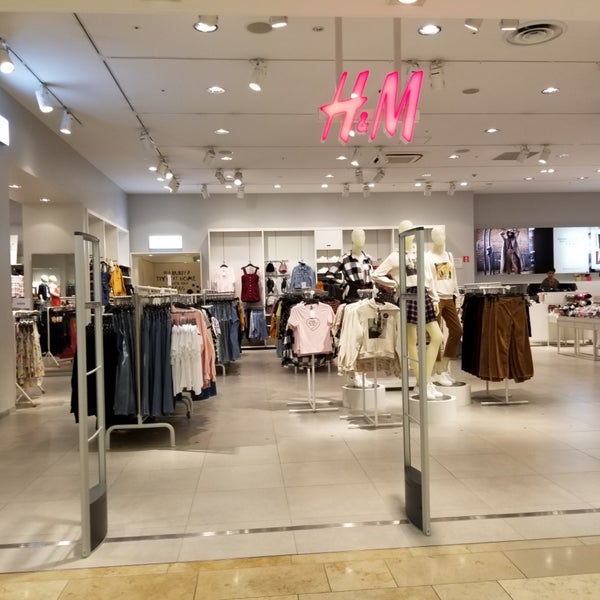 Photos At H M Clothing Store