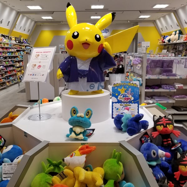 Fotos Em ポケモンストア Agora Fechado Artigos Para Hobby Em 大分市