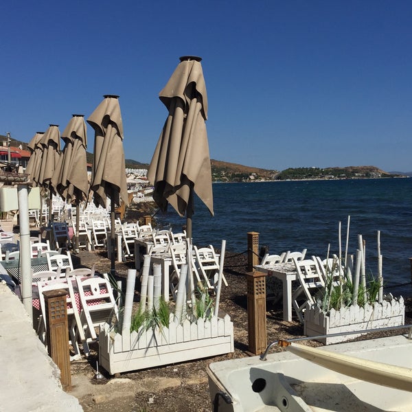 8/14/2016 tarihinde Murat O.ziyaretçi tarafından Denizaltı Cafe &amp; Restaurant'de çekilen fotoğraf