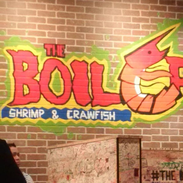 รูปภาพถ่ายที่ The Boiler Shrimp &amp; Crawfish โดย Jaime H. เมื่อ 11/8/2015