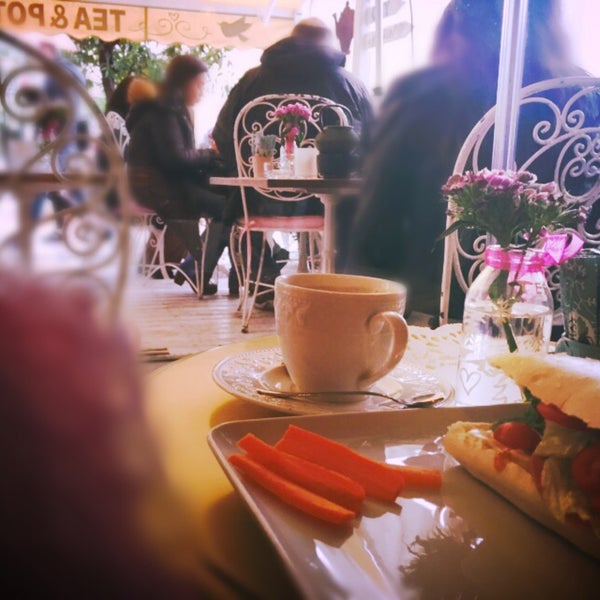 3/14/2015에 vişneperisi님이 Tea &amp; Pot에서 찍은 사진