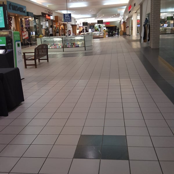 Dutch Square Mall >> Photos At Dutch Square Center Shopping Mall In Columbia Dutch Square Mall >> Photos At Dutch Square Center Shopping Mall In Columbia