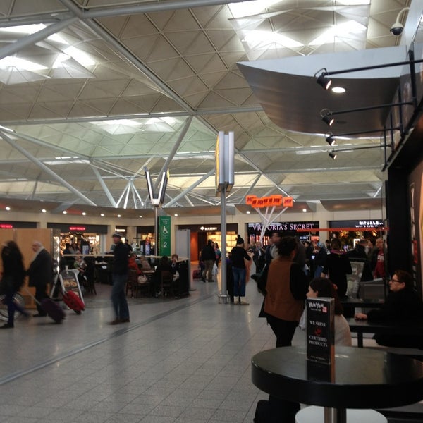 4/3/2013 tarihinde Maria V.ziyaretçi tarafından London Stansted Airport (STN)'de çekilen fotoğraf