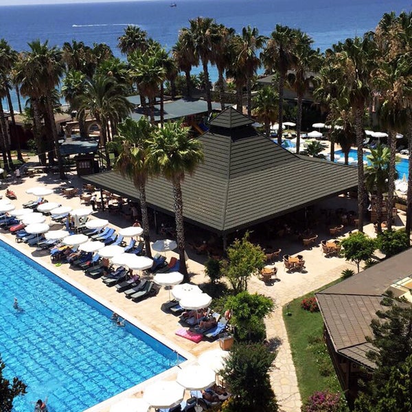 Foto tomada en Meryan Hotel  por Öznur May Özen el 7/12/2017