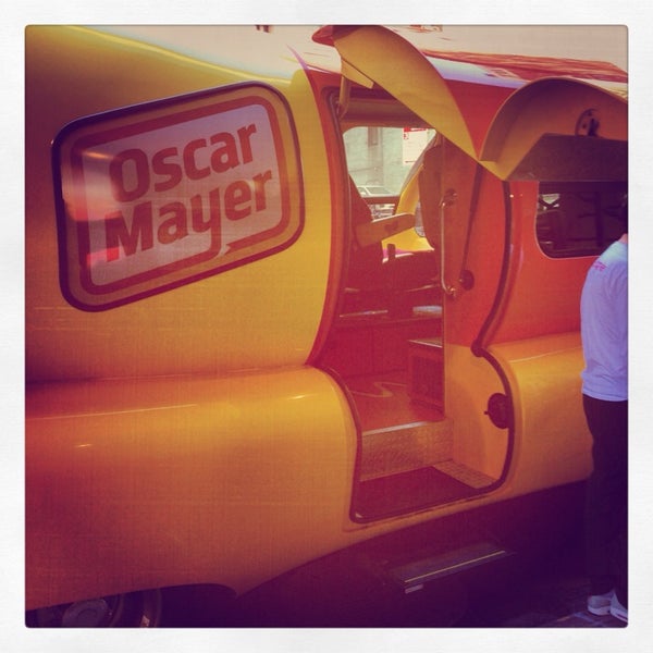 Oscar Mayer Wienermobile