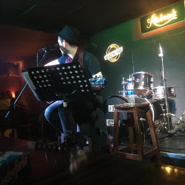 Photo taken at Son Durak Altı Buçuk Cafe &amp; Bar by Kenan on 12/24/2018