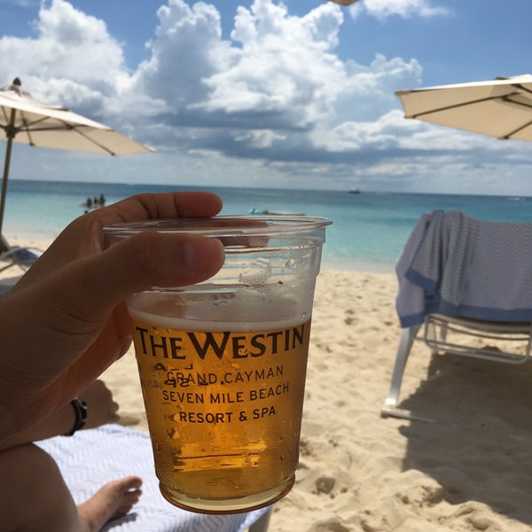 Снимок сделан в The Westin Grand Cayman Seven Mile Beach Resort &amp; Spa пользователем YS 9/15/2018