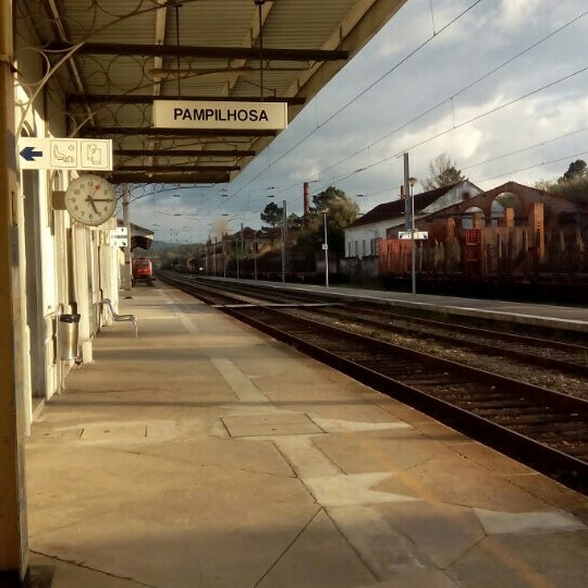 Photo taken at Estação Ferroviária da Pampilhosa by Rafael F. on 2/28/2016